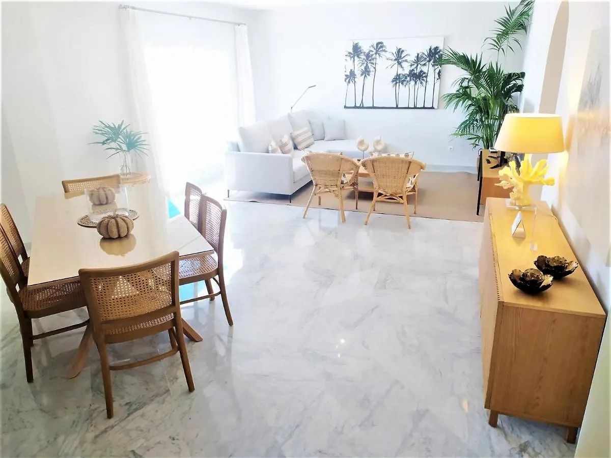 Las Gaviotas Apartment 3 Bedrooms Puerto Banus-Marbella