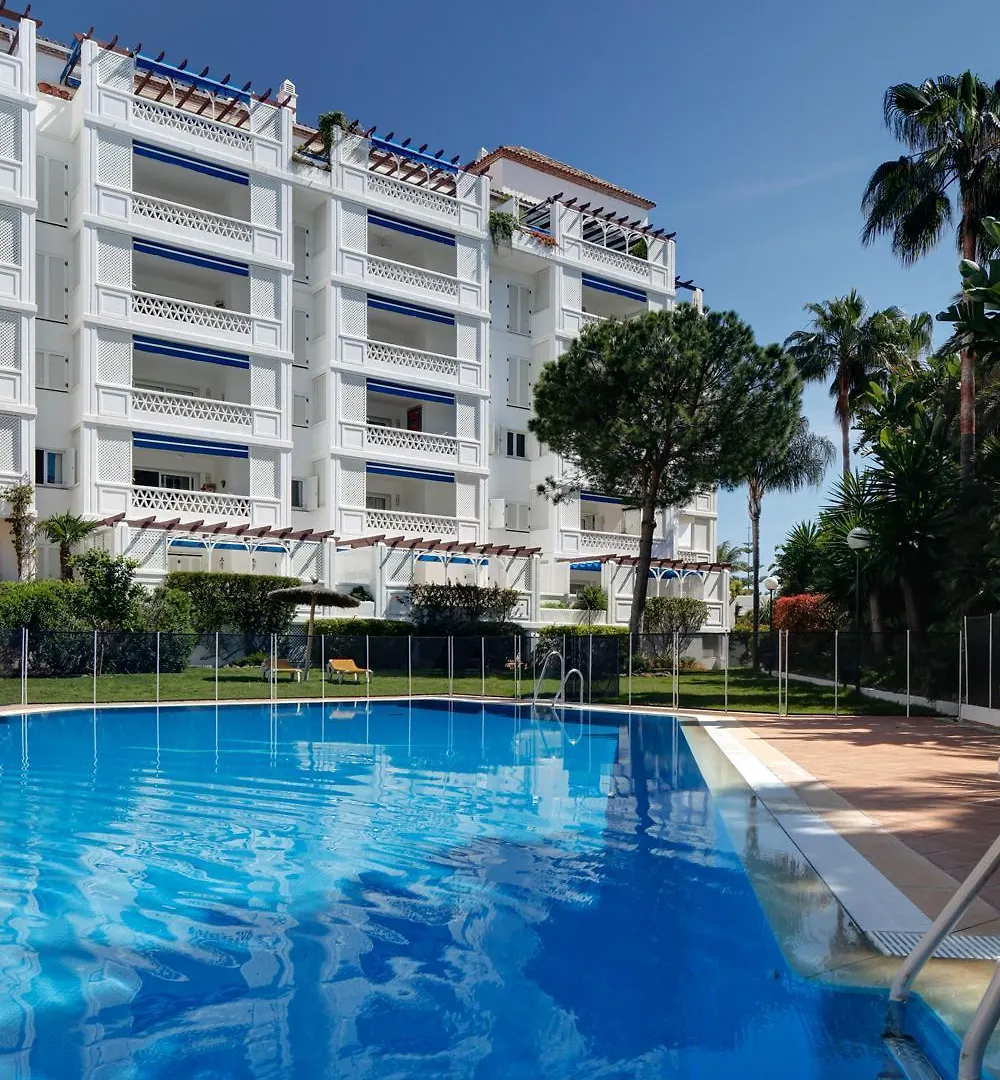 Las Gaviotas Apartment 3 Bedrooms Puerto Banus-Marbella