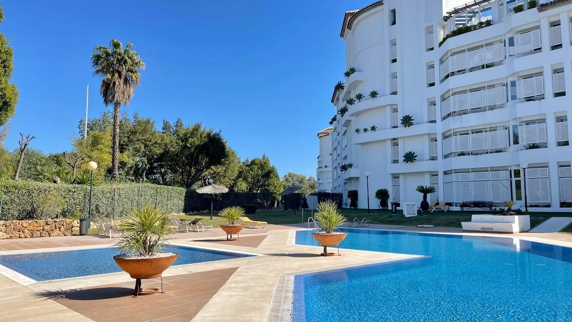 Las Gaviotas Apartment 3 Bedrooms Puerto Banus-Marbella